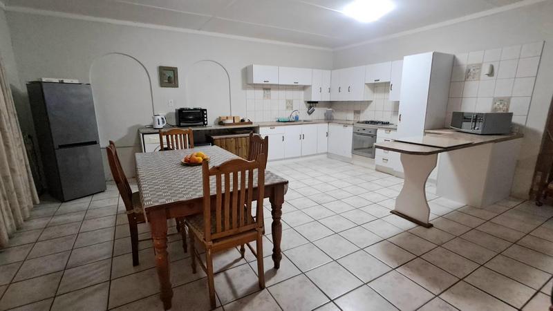 3 Bedroom Property for Sale in Britannia Bay Western Cape